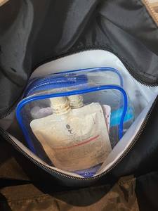 กระเป๋าเดินทางกีฬาแฟชั่นอเนกประสงค์ขนาดใหญ่แบบกำหนดเอง กระเป๋าสะพายข้างเดียวสำหรับผู้หญิง พร้อมโลโก้สั่งทำ - Product Image 3