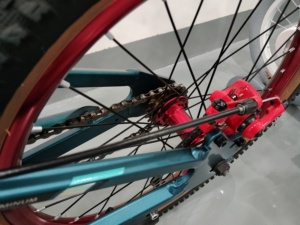 Bicicleta deportiva de una sola velocidad de alta calidad para niños de 7 a 10 años con frenos de disco Horquilla de acero Pedales de buena calidad - Product Image 6