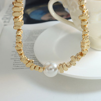 Collier Géométrique Doré avec Fausses Perles pour Femme, Style Vintage Français, Bijoux Minimalistes Tendance, Vente en Gros