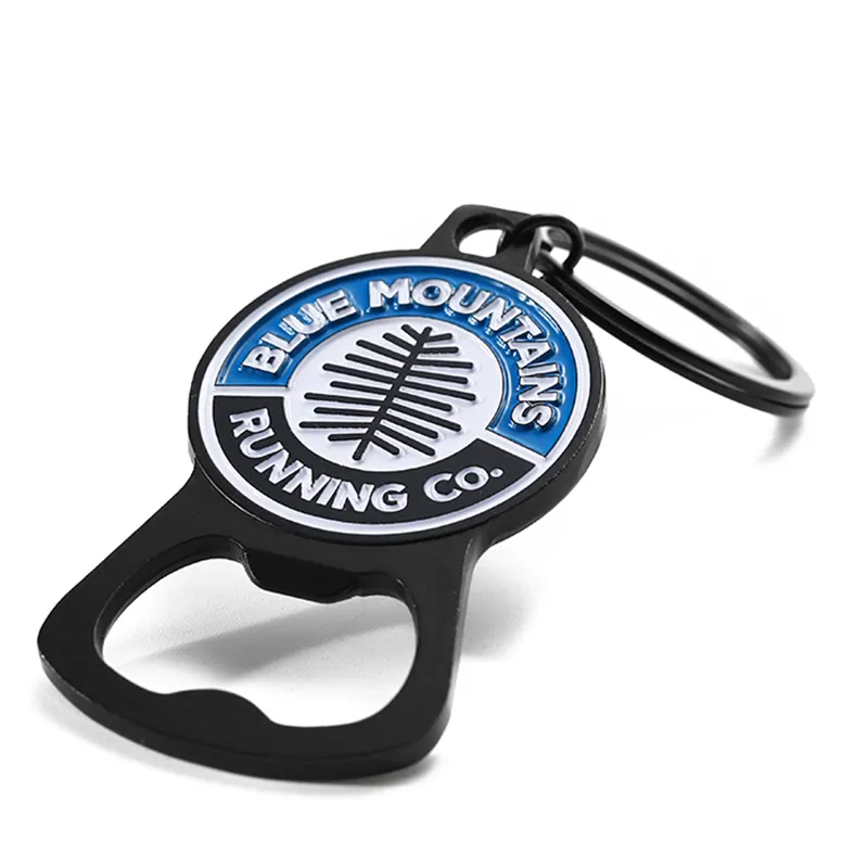 Décapsuleur Porte-clés Logo Personnalisé Lettre Émail Doux Alliage de Zinc Métal Ouvre-Bouteille de Bière 3D Randonnée Sports Ouvre-Bière Vente en Gros