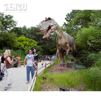 Assembler modèle de dinosaure animatronique