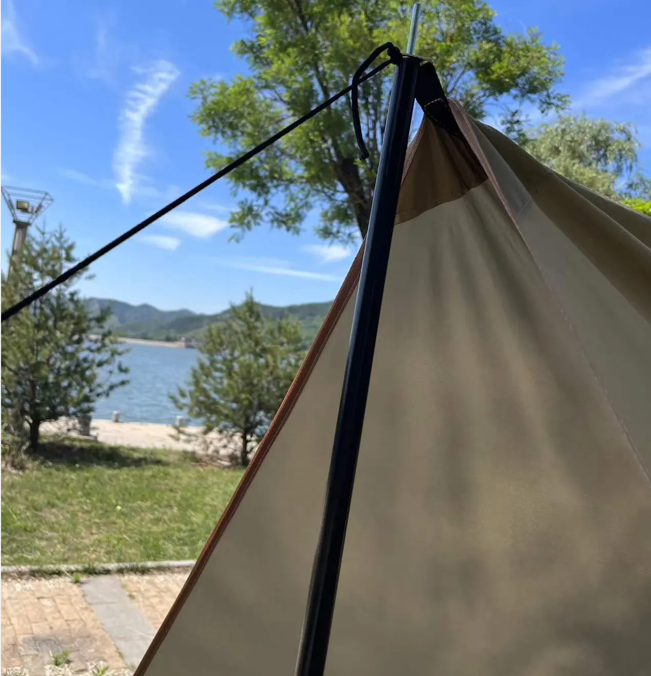 キャンプポール/テントサポートロッド用の柔軟なグラスファイバーテントポールビーチシェルタータープオーニングテレスコピックテントポール