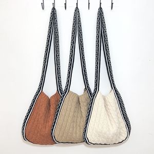 Nuova Borsa a Tracolla Casual alla Moda <span class=keywords><strong>2023</strong></span>, Grande Capacità, Fatta a Mano all'Uncinetto, Chiusura con Cerniera, in Poliestere e Pelle PU, Personalizzabile per Donne - Product Image 1