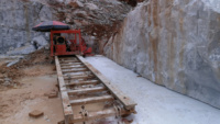 Scie à chaîne en marbre Machine de découpe de pierre Profondeur de coupe maximale de 7.5m pour la fabrication de construction et la carrière de granit