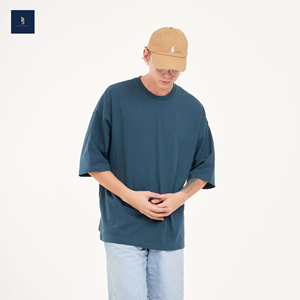 เสื้อยืดโชว์ไหล่สำหรับผู้ชายผ้าคอตตอน100% ขนาดใหญ่พิเศษคอกลม/คอวีปักลายโรงงานราคาต่ำยั่งยืนประเทศไทย - Product Image 3