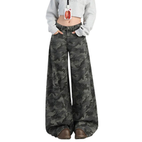 Jeans camouflage grande taille pour femmes, flatteurs pour les silhouettes en forme de poire, style workwear, taille haute, coupe ample