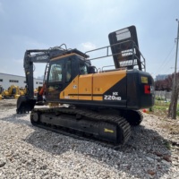 Excavadora Hyundai HX220HD de 22 Toneladas Usada y Excavadora HX220LC con Motor Original, Bajo Consumo de Combustible, Oruga Mediana de Trabajo Pesado, en Stock