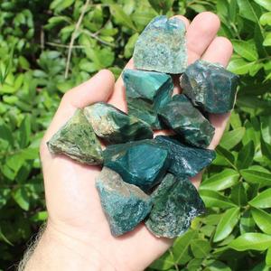 Vente en gros d'agate mousse naturelle brute, cristal brut d'agate herbe d'eau pour la décoration intérieure et la fabrication de bijoux - Product Image 5