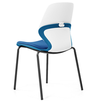Nouveaux tabourets de bar à blocage de couleur pour les étudiants du collège pour la salle de formation en classe et le salon