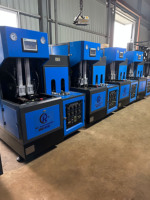 Máquina Sopladora de Botellas PET Semiautomática Controlada por PLC de la Mejor Calidad, Fabricada en China, con Moldeo por Soplado y Estirado, Garantía de 3 Años