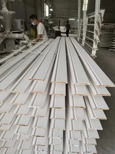 Battiscopa <span class=keywords><strong>in</strong></span> <span class=keywords><strong>Legno</strong></span> Massello Verniciato Impermeabile Moderno Personalizzabile per Decorazione Outlet di Fabbrica - Product Image 6