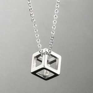Collier avec pendentif cube creux 3D simple en acier inoxydable pour hommes et femmes, bijoux unisexes, collier géométrique, cadeau - Product Image 4