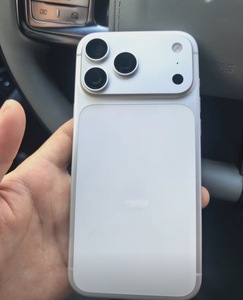 I 17 Pro Max, Pantalla OLED de 6.9 Pulgadas y 120 Hz, 5G, Doble SIM, Carga Inalámbrica, <span class=keywords><strong>C</strong></span>ámara de 48MP, Uso Compartido Familiar/Multimembresía, Idioma Inglés - Product Image 1