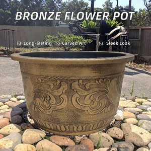 Elegante Macetero Alto de Metal con Acabado en Latón para Decoración Interior y Exterior del Hogar, Arreglos Florales, Macetas Modernas en Oferta - Product Image 2