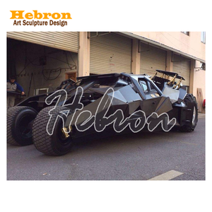 Escultura de Metal de Gran Tamaño Personalizada, Réplica de Coche de <span class=keywords><strong>Batman</strong></span> en Acero Inoxidable, Decoración de Coche, Simulación de Coche de Carreras de Fórmula - Product Image 5