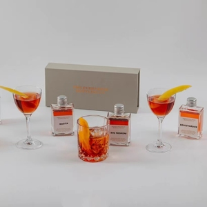 Botol Minuman Keras Kaca Kosong Bentuk Persegi Nordik 100ml/150ml dengan Tutup Sekrup untuk Rum, <span class=keywords><strong>Whisky</strong></span>, Vodka, dan Minuman Keras Lainnya - Product Image 4