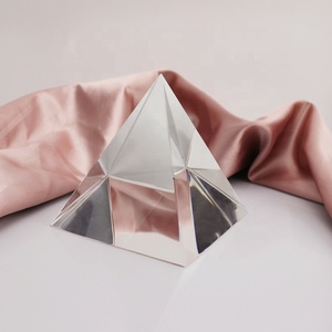 Bán Buôn Quà Tặng Tùy Chỉnh Trống Thủy Tinh K9 Tinh Thể Kim Tự Tháp Lăng Kính Kim Tự Tháp - Product Image 2