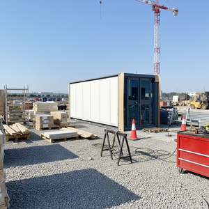 Maison conteneur extensible, mobile et durable, 3 chambres, préfabriquée sur roues, pour bureau, boutique, <span class=keywords><strong>kiosque</strong></span> ou habitation, disponible en gros - Product Image 1