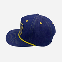 Tela vaquera personalizada auditada por SGS, modelo de marco A, gorra SnapBack de 5 paneles con parches de borde merrow