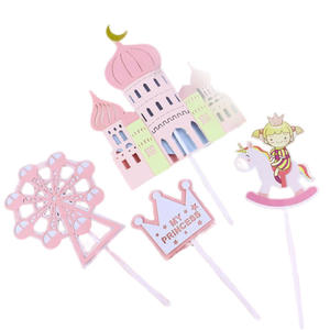 Décoration de gâteau personnalisée <span class=keywords><strong>Petit</strong></span> <span class=keywords><strong>Prince</strong></span> costume château moulin à vent couronne jaune inserts dessin animé mignon équitation habiller - Product Image 5