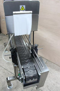 Machine d'emballage automatique pour bouteilles de boissons en PVC, jus, bocaux, gobelets, manchons thermorétractables pour le cou des bouteilles en plastique, tunnel thermique - Product Image 2