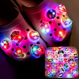 Los Más Vendidos, Adornos Luminosos para Zapatos LED que Brillan en la Oscuridad, Resistentes al Agua, con Luz Intermitente, para Niños y Niñas, Decoraciones para Zapatos, Se Ofrecen Muestras - Product Image 2