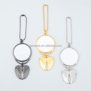 ที่แขวนในรถทำจาก<span class=keywords><strong>อลู</strong></span><span class=keywords><strong>มิ</strong></span><span class=keywords><strong>เนียม</strong></span>สีเงินมีปีกนางฟ้าเสน่ห์สำหรับรถ - Product Image 2