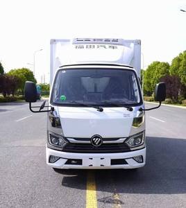 Camion frigorifique Foton 4X2 6 roues le plus vendu pour le transport de viande et de fruits de mer - Product Image 2