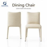 Chaise de salle à manger en cuir PU avec assise enveloppante et pieds entièrement rembourrés, structure en acier carbone, chaise d'appoint pour la maison, l'hôtel, le restaurant, l'usine