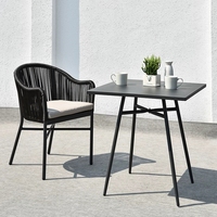 Ensemble de table et de chaises de salle à manger d'extérieur modernes en alliage d'aluminium et en osier - Imperméable, durable, garantie de 3 ans pour les hôtels