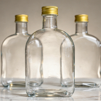 Bouteille en verre rectangulaire plate personnalisable, idéale pour les jus, les boissons et les boissons froides, avec des couvercles dorés