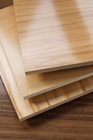 Panneau de contreplaqué en bois de caoutchouc de qualité meuble pour armoires, plateaux de table et décoration intérieure - Fournisseur