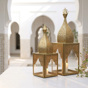 Lanternes à bougies en métal de style marocain en gros avec découpe personnalisée pour la décoration intérieure - Product Image 1