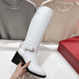 Botas Elegantes de Tacón Medio con Correa y Hebilla, Punta en Pico, para Mujer, Ocasiones Formales y Casuales, Estilo Valentino - Product Image 1