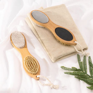 Brosse de bain ovale double face en bambou avec poils naturels pour l'exfoliation corporelle et l'élimination des peaux mortes des pieds, brosse de douche 2-en-1 pour utilisation à sec - Product Image 3