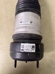 A1673200503 A167320050380 A1673207104 A167320710480 Amortiguador de Suspensión Neumática Original Usado con Sensor para Benz <span class=keywords><strong>GLS</strong></span> W167 - Product Image 5