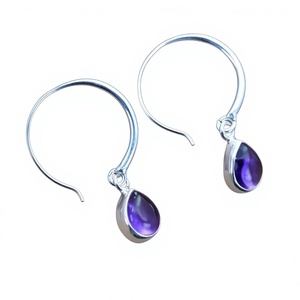 Boucles d'oreilles pendantes en argent sterling 925 plaqué or avec perles baroques d'eau douce, style minimaliste, pour usage quotidien, bijoux tendance pour femme, idéales pour les fêtes - Product Image 1