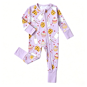 Unisex baby romper van bamboe en spandex met rits, geschikt voor pasgeborenen en peuters, als pyjama of slaapkleertjes. - Product Image 6