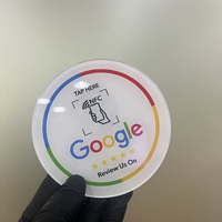 Autocollants en PVC acrylique NFC étanches avec code QR ISO RFID pour la numérisation des menus de table