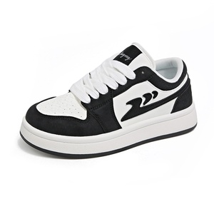 Chaussures plates décontractées pour femmes, sportives, à lacets, antidérapantes, respirantes, tendance été-printemps, grandes tailles, fabriquées en Chine - Product Image 4