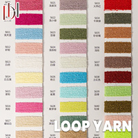 Fil fantaisie teint Zhu Lan 15NM-1 21NM-1 100% polyester rouge vif texture bouclée