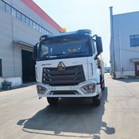 Grue de camion à flèche pliante robuste H0W0 à essieu unique CLW 10 tonnes Série G Zoomlion Moteur Weichai Boîte de vitesses/Pompe 23,5 m Roulement/Engrenage