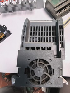 6SL3210-5BE21-1CV0/6SL3210-5BE21-5CV0/6SL3210-5BE22-2CV0 V20 C3 SINAMICS ไดรฟ์ปรับความถี่ (Variable Frequency Drive) มีสินค้าในสต็อก - Product Image 6