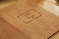 Porte-menu en bois contreplaqué A4 rétro, personnalisé avec gravure de micro-logo et texte, couverture de menu à feuilles mobiles, adapté aux restaurants et cafés