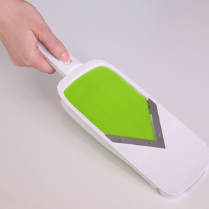 Machine à trancher les légumes de dernière génération avec lame en V tranchante et réglage de l'épaisseur - Product Image 5