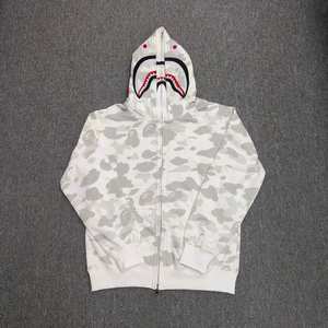Vente en gros : Sweat à capuche Hipster Camouflage Ape-Man brodé à motif bouche de <span class=keywords><strong>requin</strong></span>, version haute qualité 1:1, design Bathing Ap, Sweat à capuche Sharke - Product Image 3