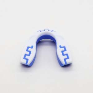 Protector Bucal Usa Mairun para Deportes de Contacto, Baloncesto, Lacrosse, Fútbol Americano, Modelo Usa 823 para Adultos y Adolescentes - Product Image 2