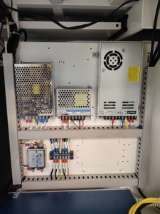 2025 Neue Elektrische Automatische Hochleistungs-Lasermarkier- und Graviermaschine für Stifte, Zippo-Feuerzeuge, Metall- und Kunststoffoberflächen - Product Image 5