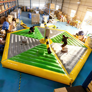 EASYFUN Jeu gonflable de défi Wipeout Meltdown avec balayeuse mécanique éliminatrice pour fêtes de famille et d'amis - Product Image 1