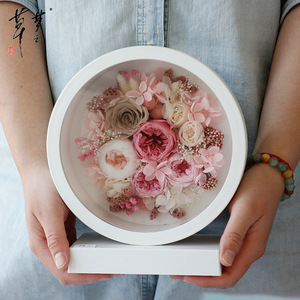 Décoration éco-responsable et durable pour la Saint-Valentin, avec un holly de mer (<span class=keywords><strong>Eryngium</strong></span> <span class=keywords><strong>Foetidum</strong></span>) préservé - Softdream - Product Image 4